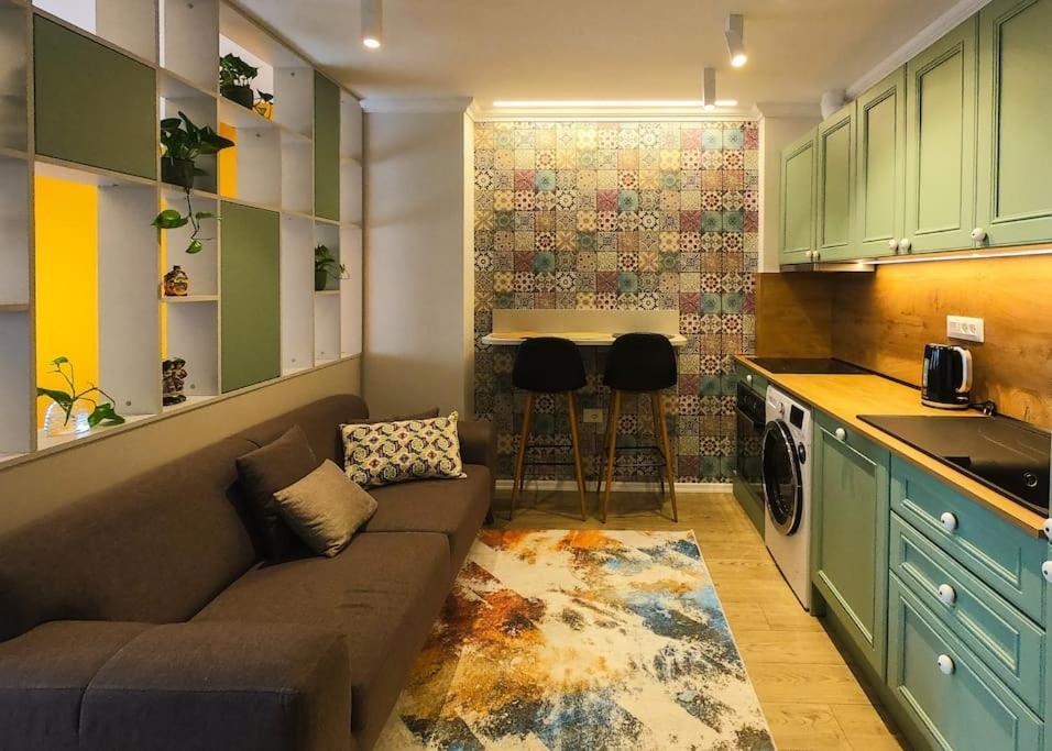 Apartment Flower 3 *